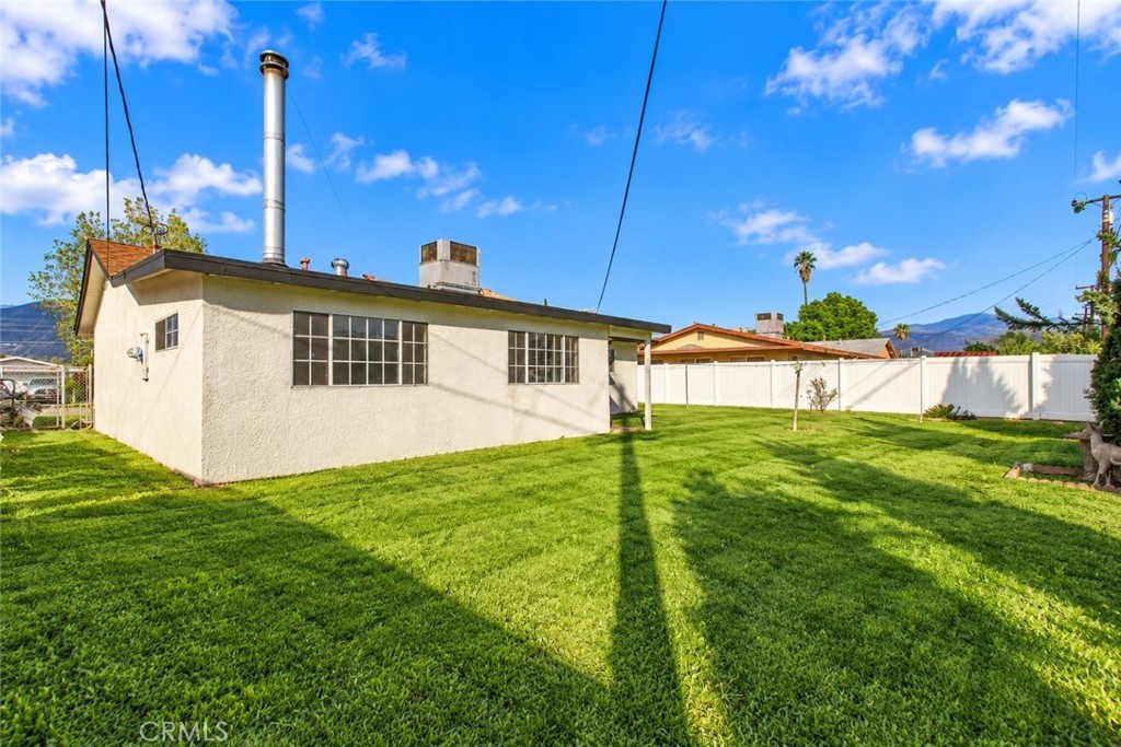 27349 7th Property Photo 21