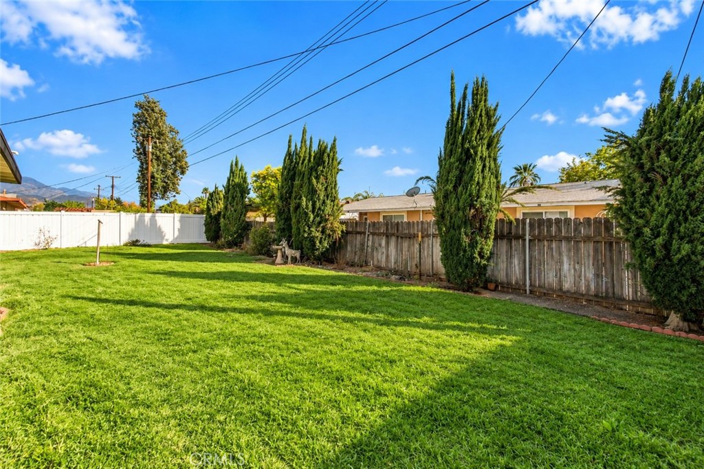 27349 7th Property Photo 23