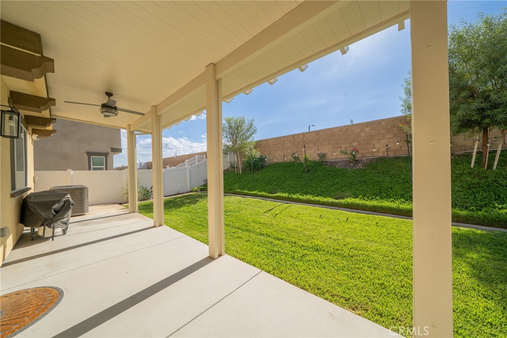 2460 Yellowstone Way Property Photo 31