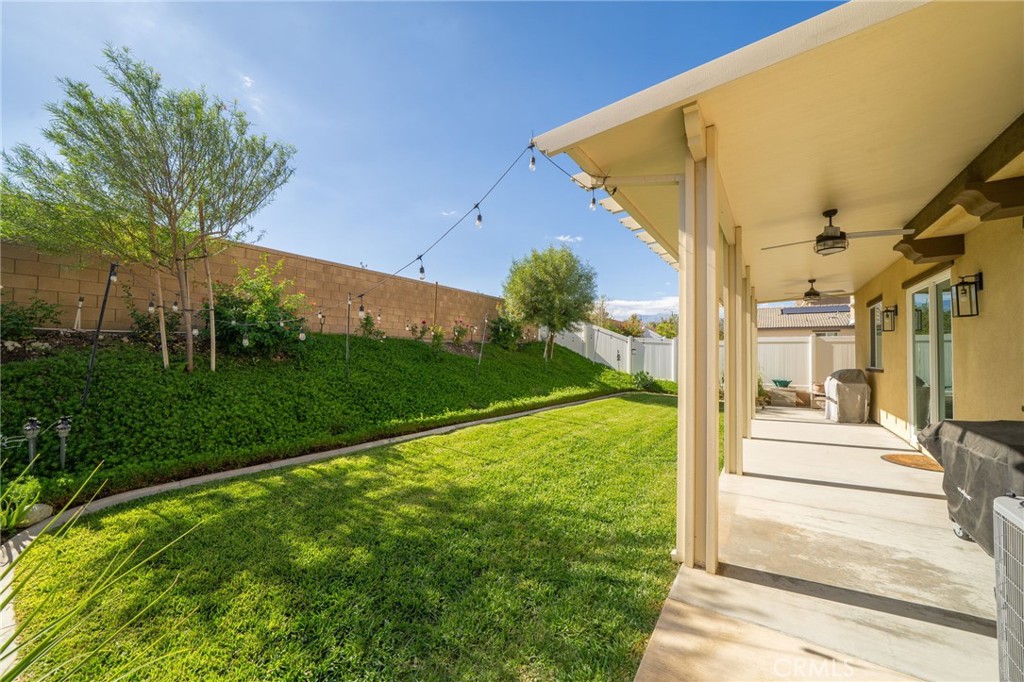 2460 Yellowstone Way Property Photo 32