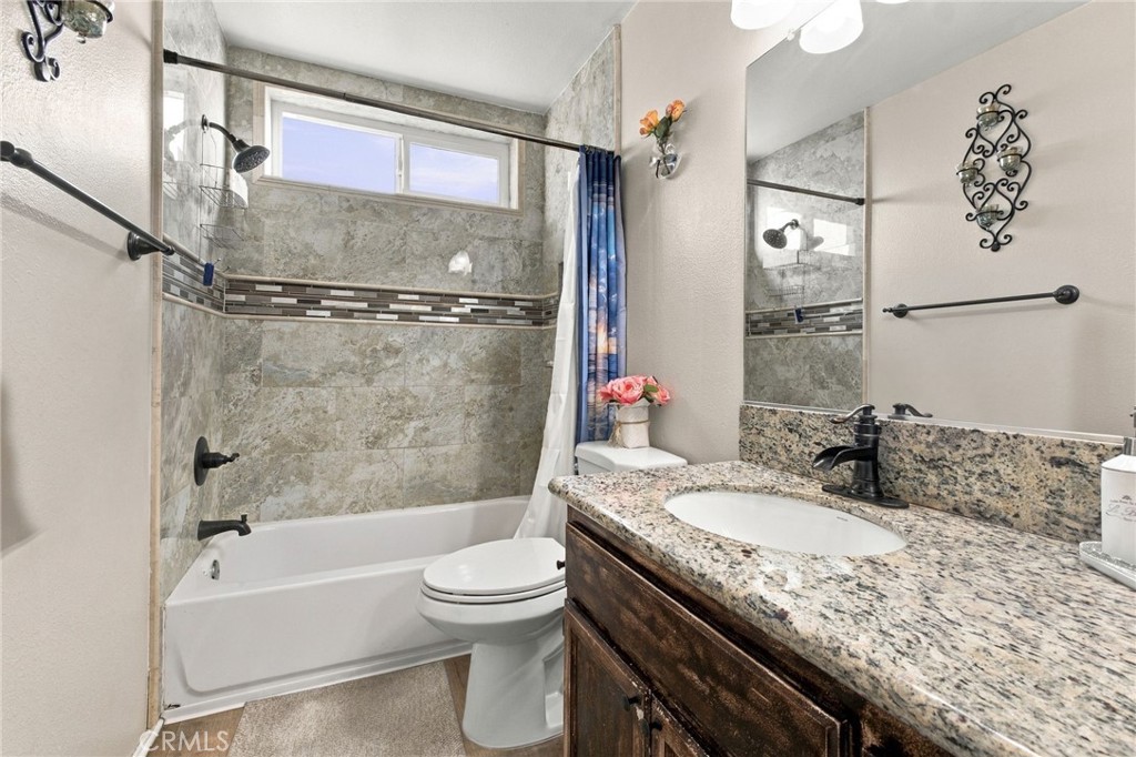 2813 W Buena Vista Drive Property Photo 15