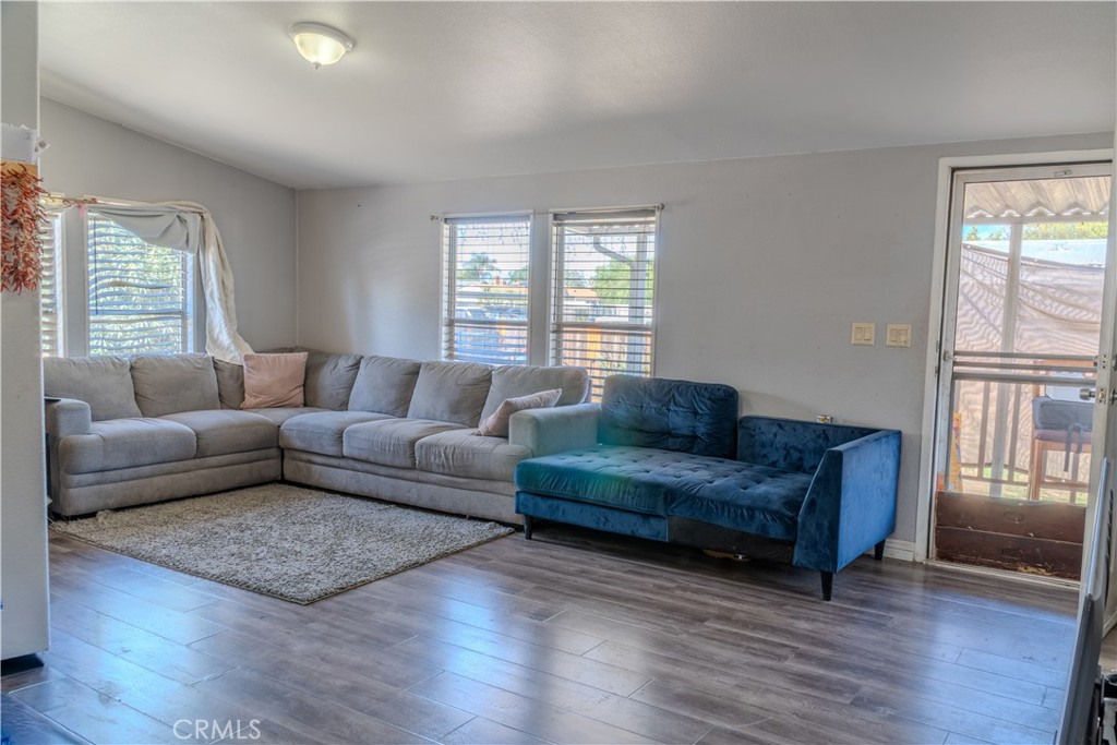 1671 Ruby Property Photo 5