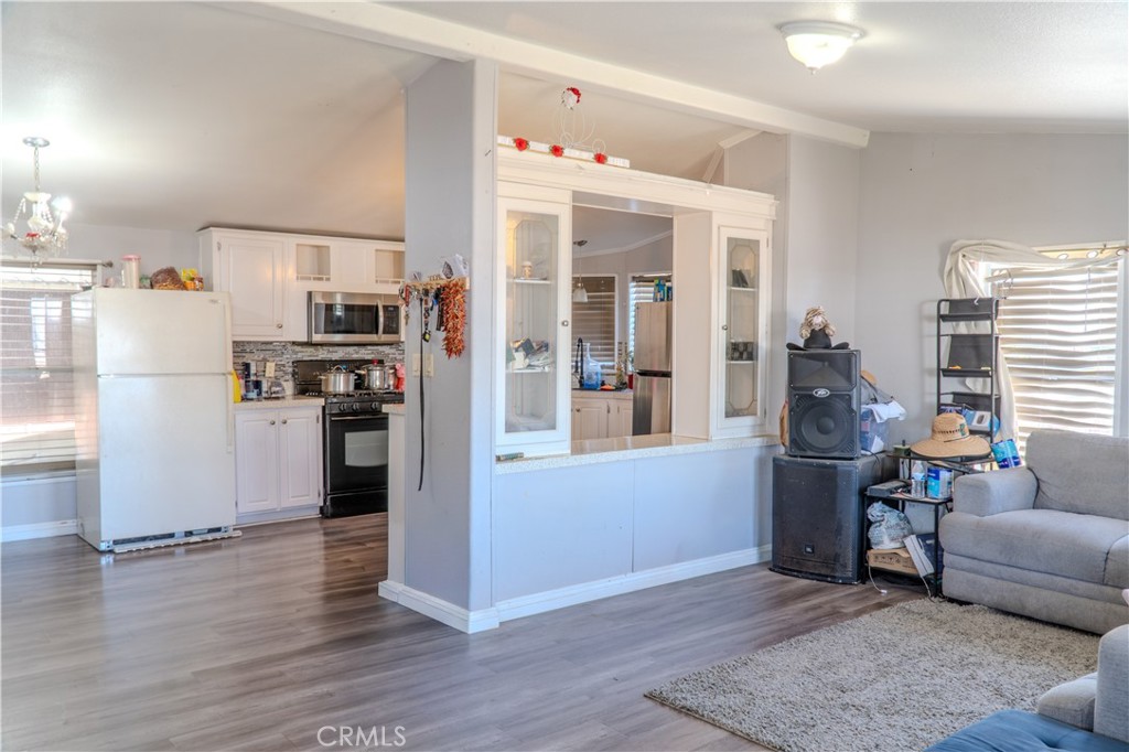 1671 Ruby Property Photo 6