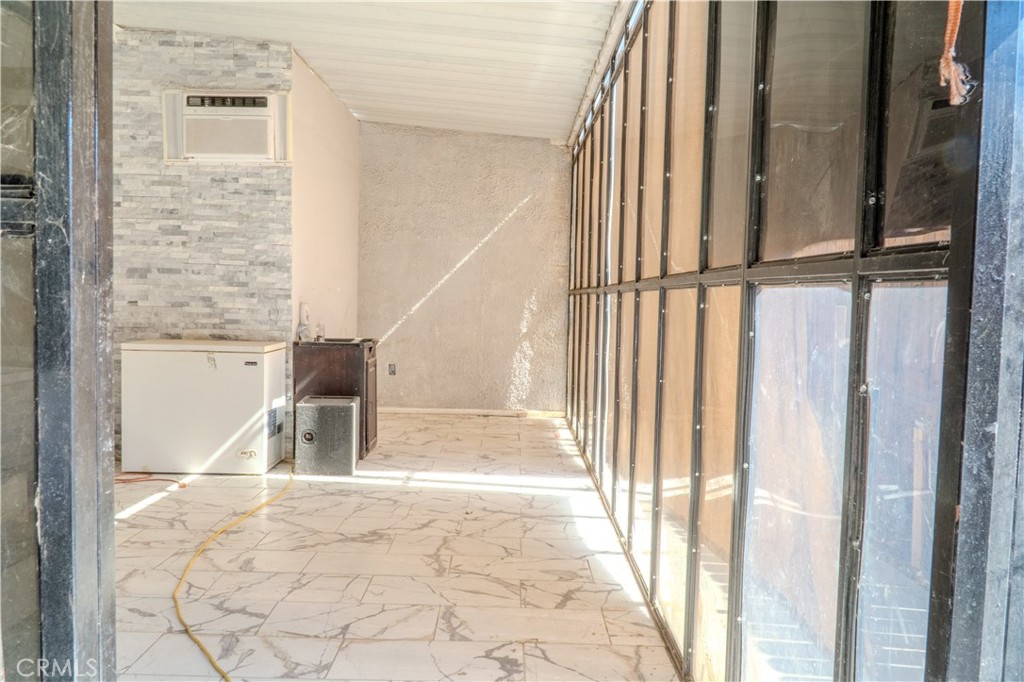 1671 Ruby Property Photo 10