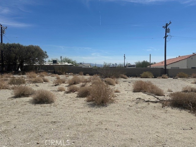 15858 Cherry Cove Property Photo 3