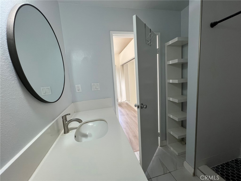 181 W La Verne Avenue 11 Property Photo 12