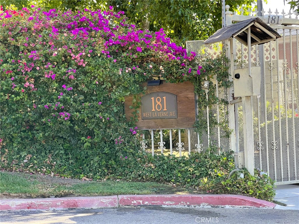 181 W La Verne Avenue 11 Property Photo 28