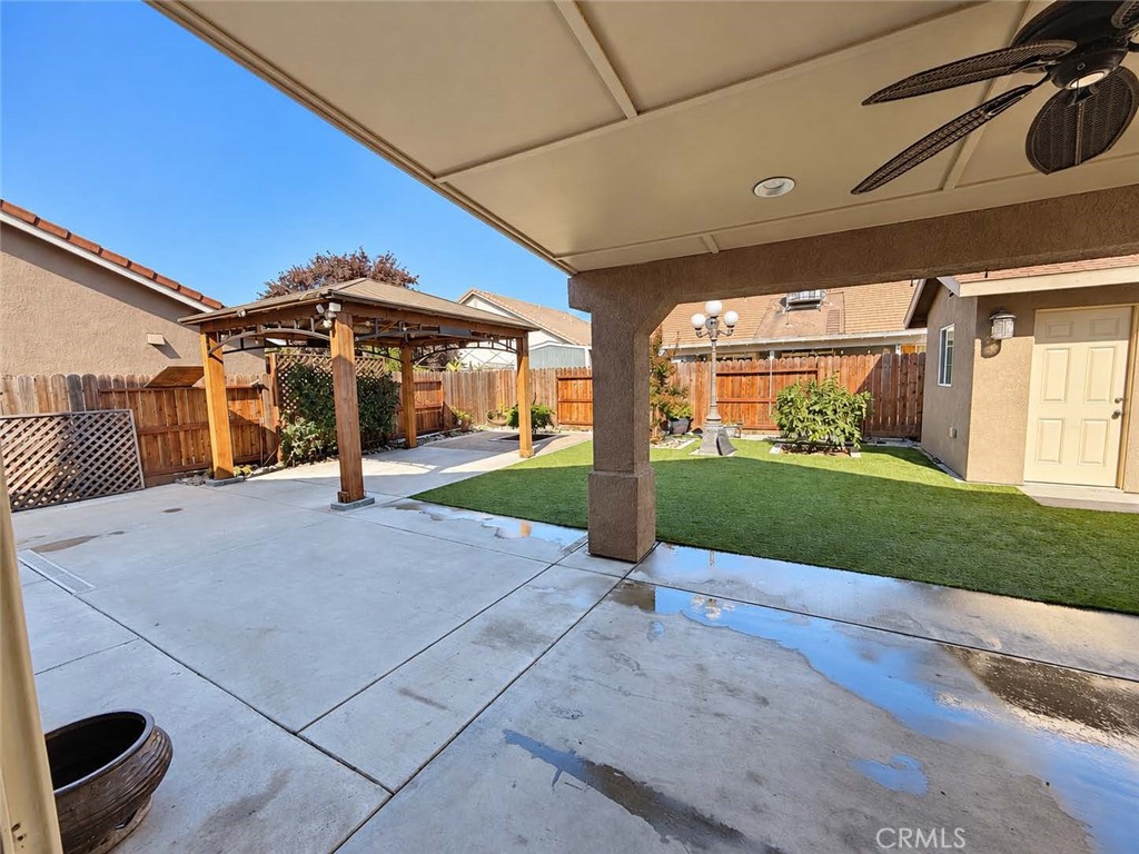901 Allacante Property Photo 16