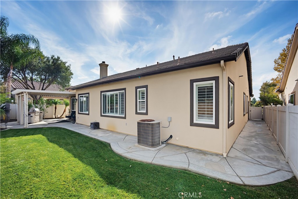 1660 Golden Way Property Photo 41