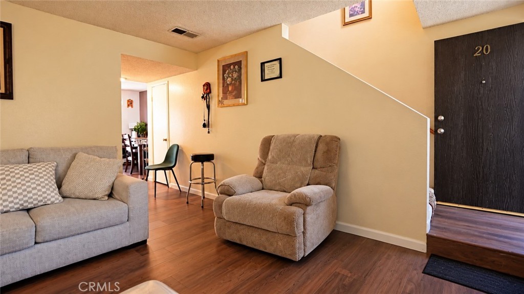 9100 Acacia Avenue 20 Property Photo 12