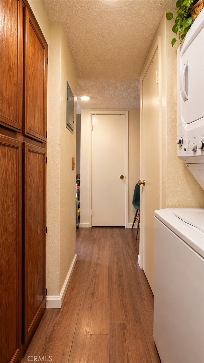 9100 Acacia Avenue 20 Property Photo 29