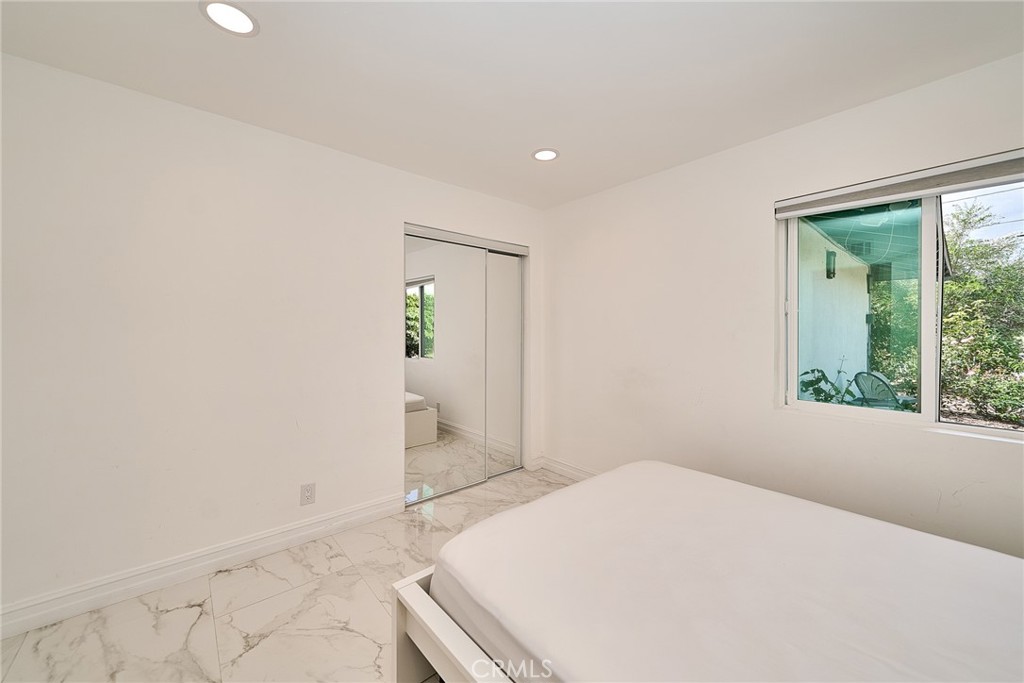 3549 Valley View Property Photo 11
