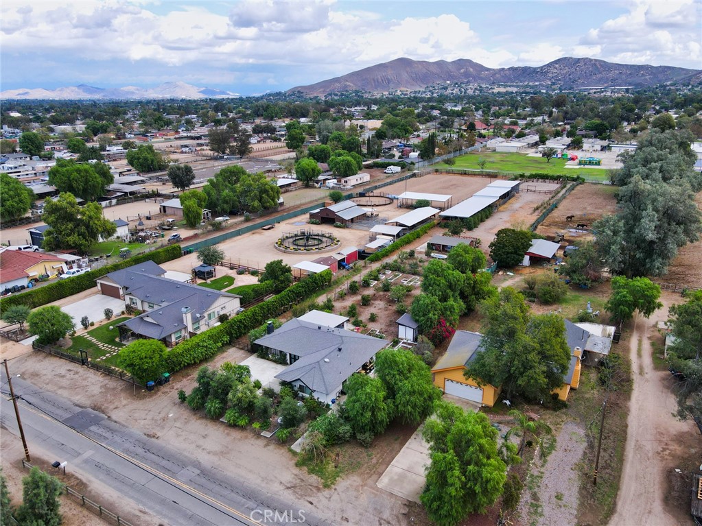 3549 Valley View Property Photo 17