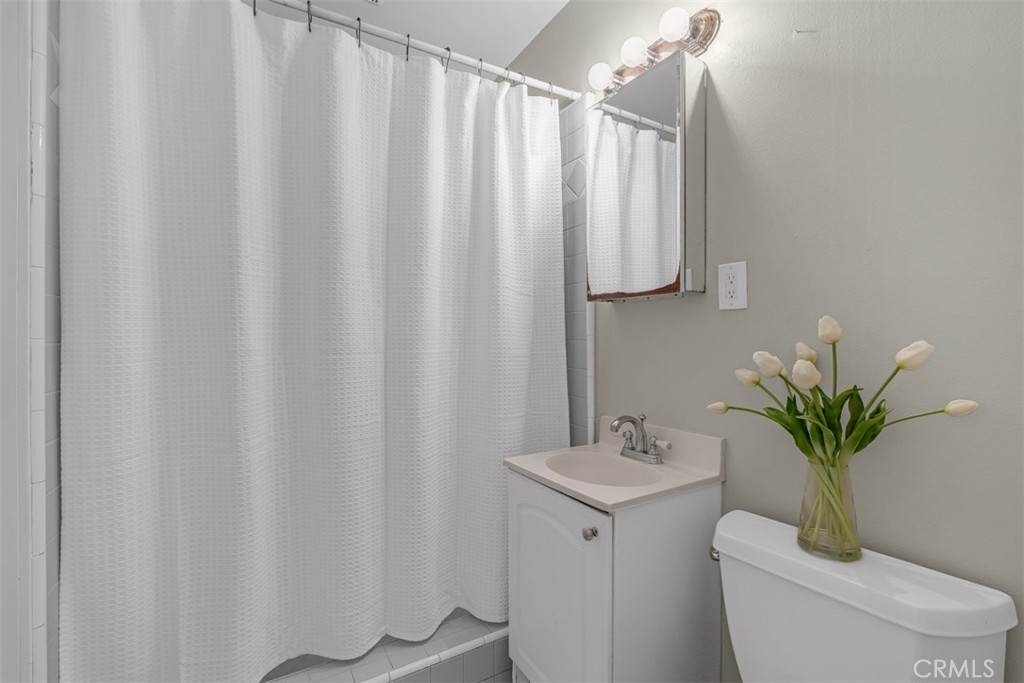 1149 Norgate Street Property Photo 18