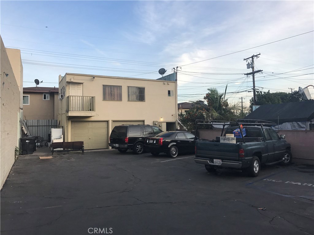 8156 State Street Property Photo 6