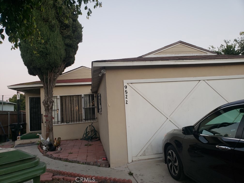 9522 Hickory Street Property Photo 1