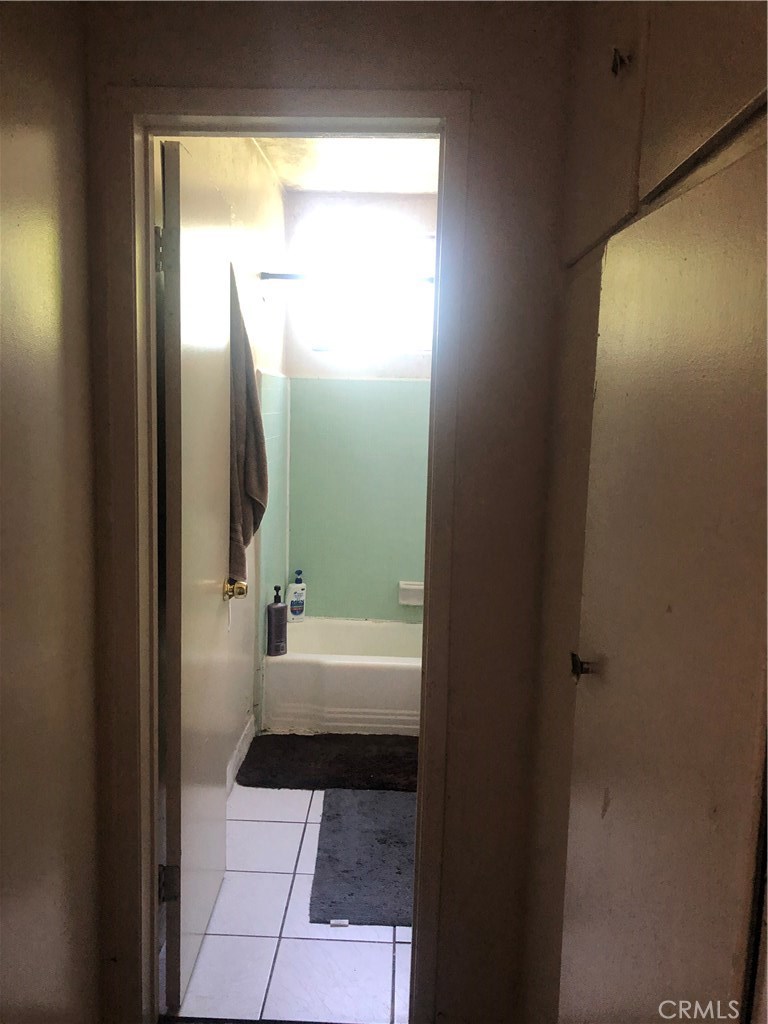 3375 Elizabeth Avenue Property Photo 2