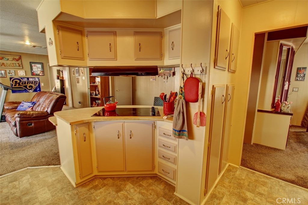 11730 Whittier Blvd 54 Property Photo 14