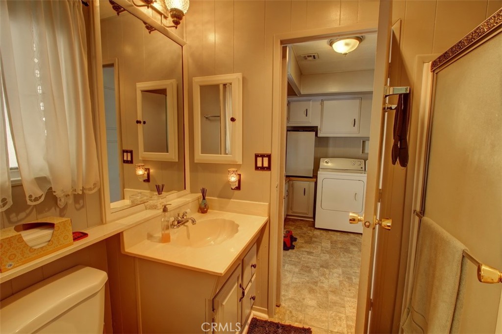 11730 Whittier Blvd 54 Property Photo 25