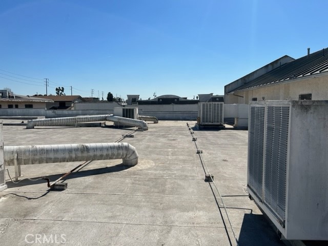 1320 N Long Beach Boulevard Property Photo 5