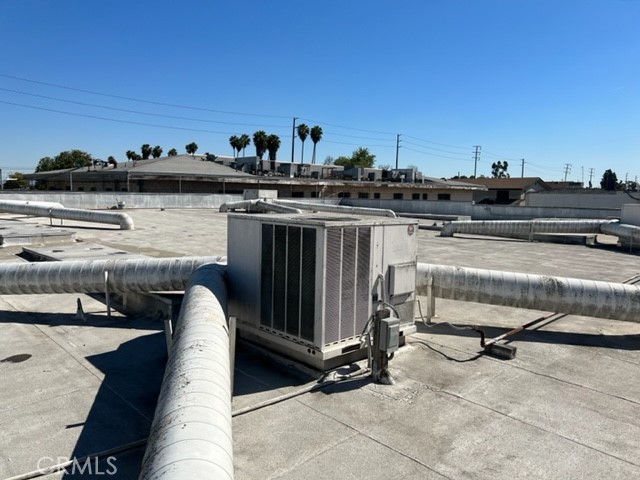 1320 N Long Beach Boulevard Property Photo 6