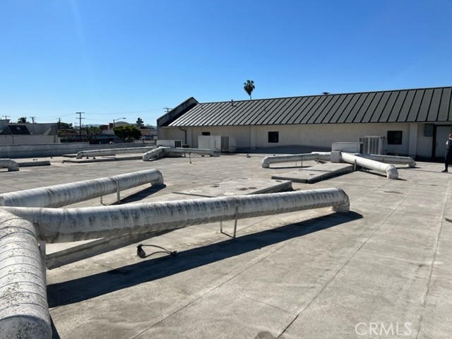 1320 N Long Beach Boulevard Property Photo 9