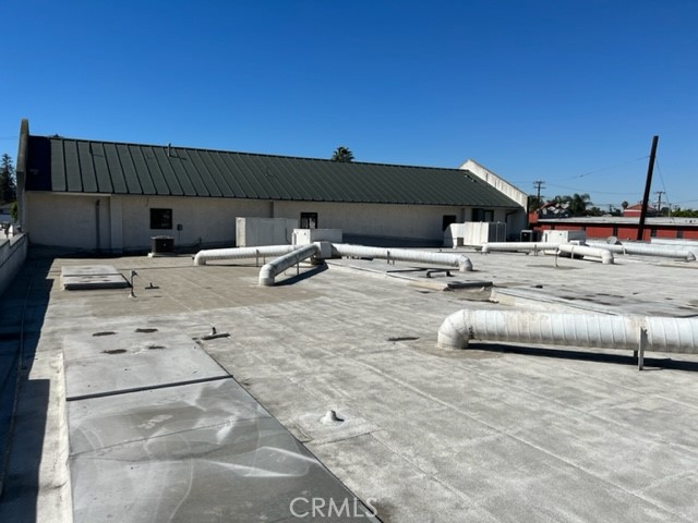 1320 N Long Beach Boulevard Property Photo 13