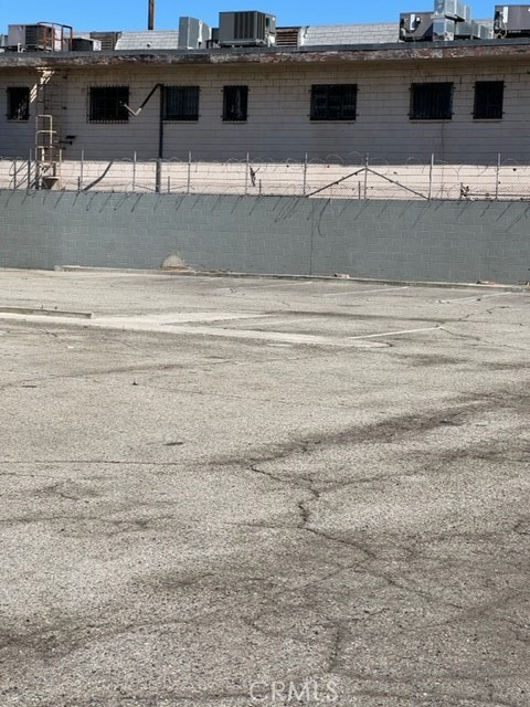1320 N Long Beach Boulevard Property Photo 27