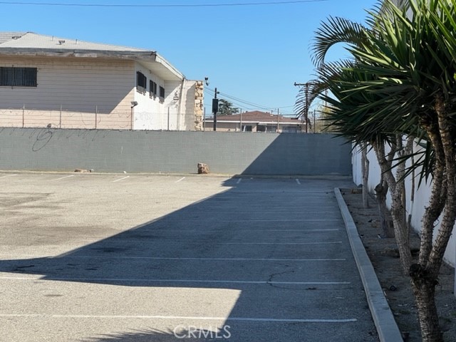 1320 N Long Beach Boulevard Property Photo 32