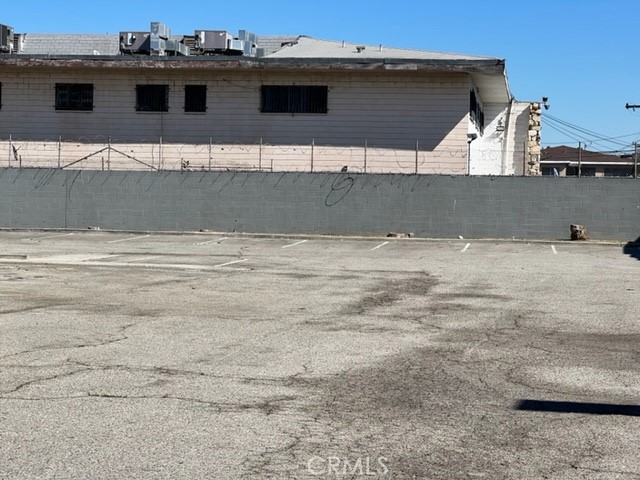 1320 N Long Beach Boulevard Property Photo 33