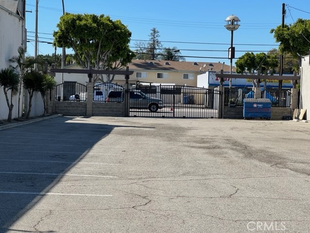 1320 N Long Beach Boulevard Property Photo 34