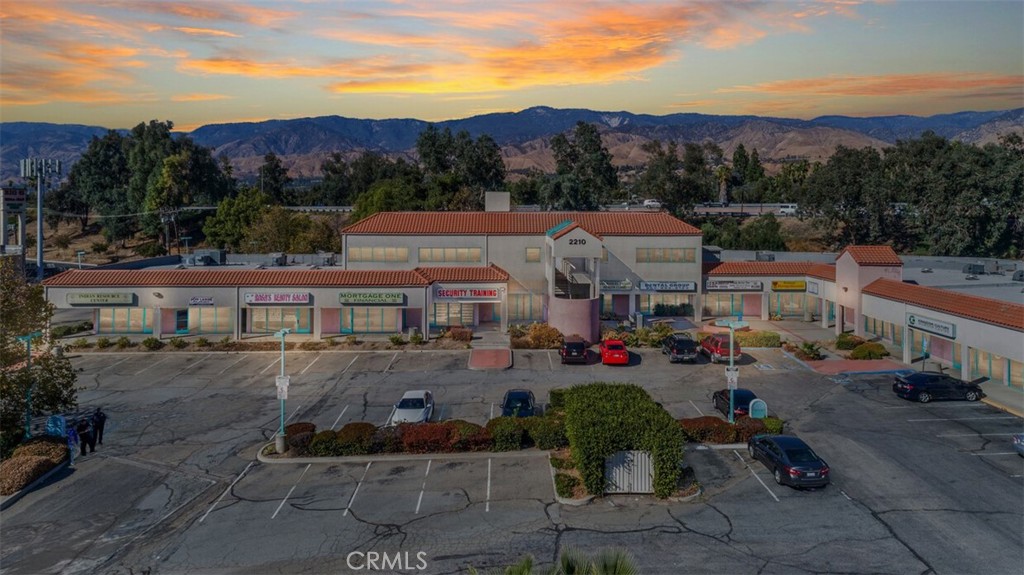 2210 E Highland Avenue Property Photo 1
