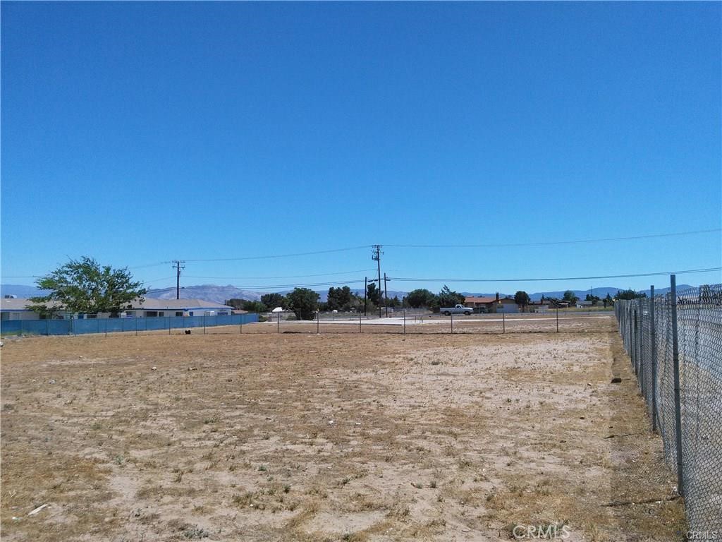 15120 Main Street Property Photo 6