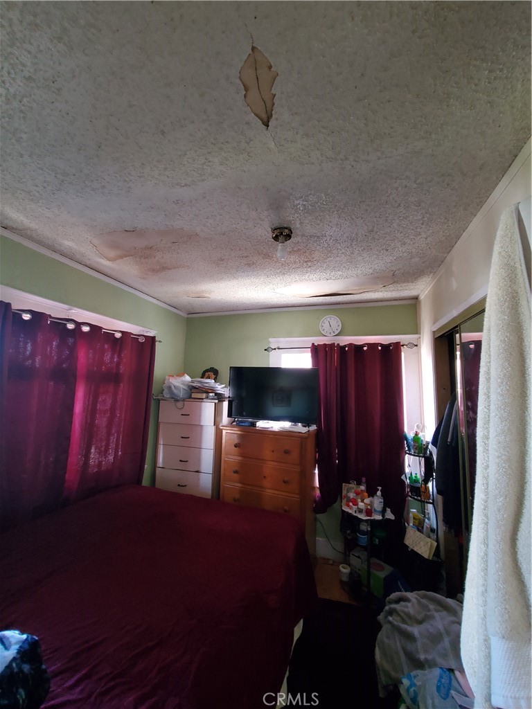 848 W 75th Street Property Photo 7