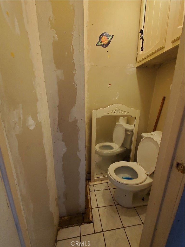 848 W 75th Street Property Photo 12