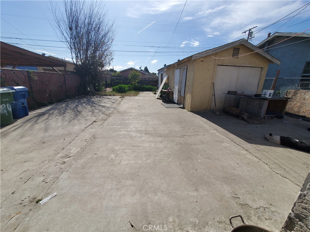 848 W 75th Street Property Photo 13