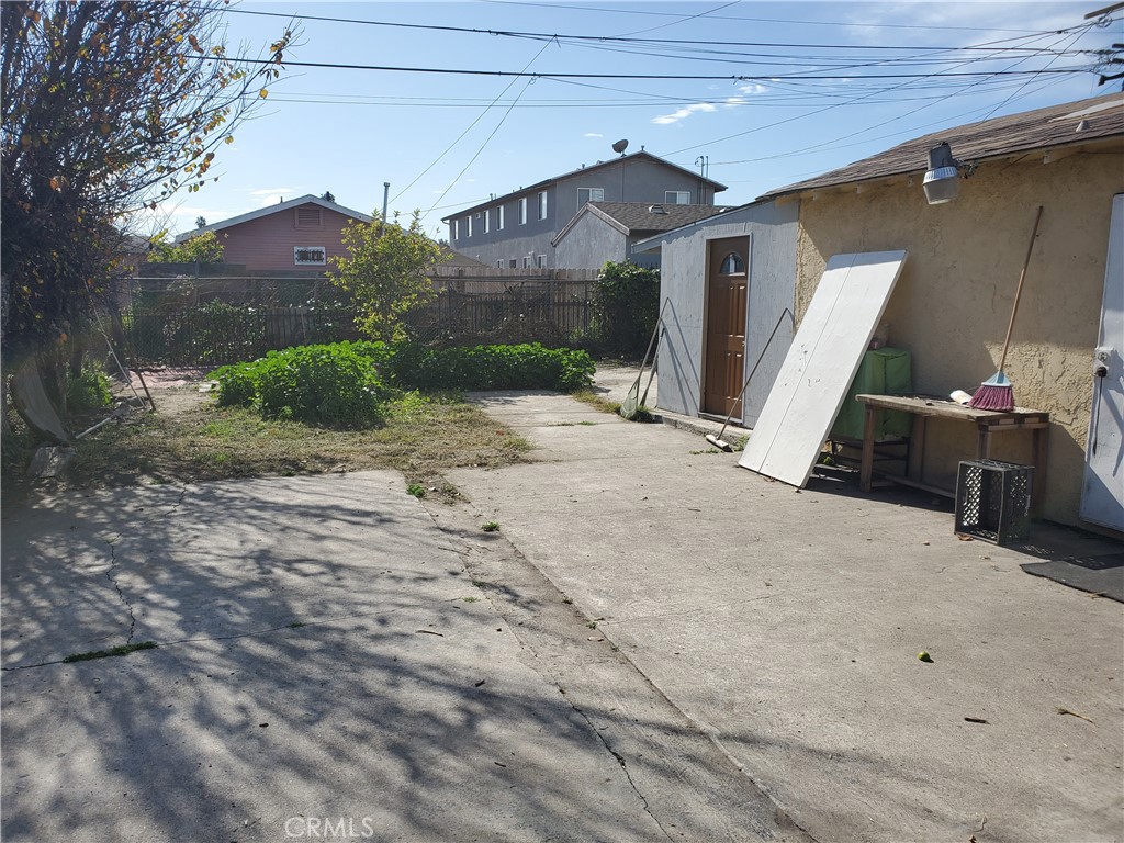 848 W 75th Street Property Photo 15