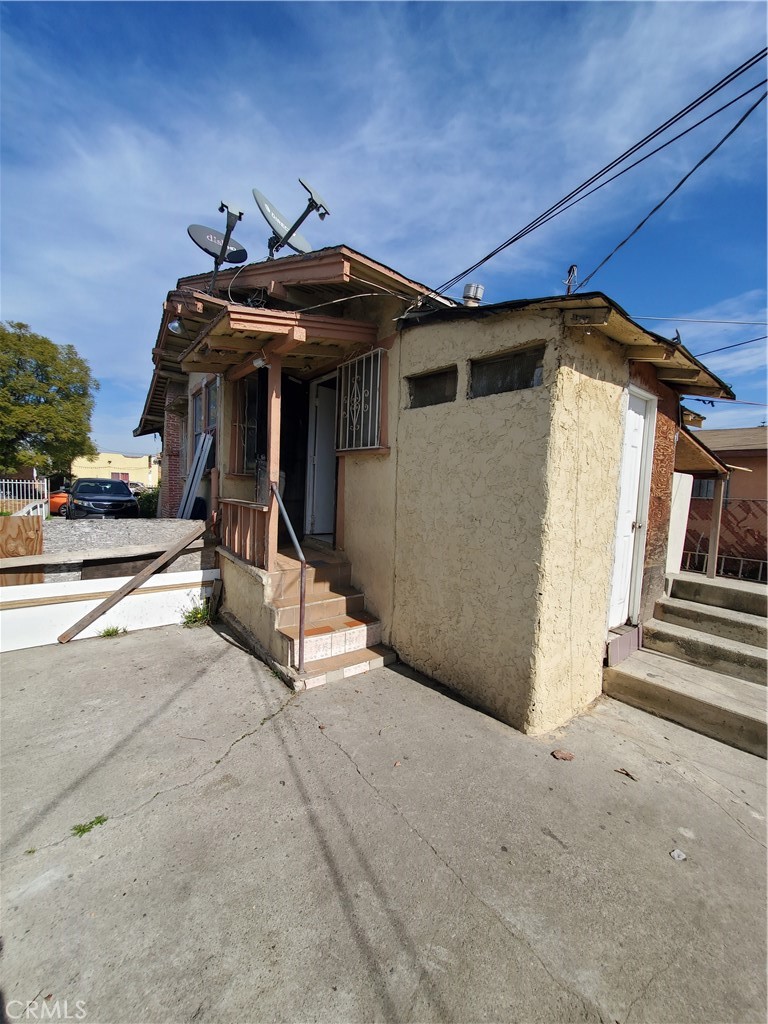 848 W 75th Street Property Photo 20