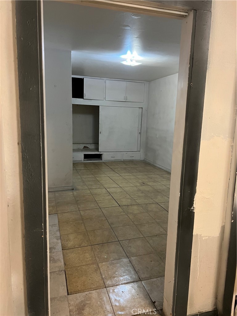 5301 Huntington Drive N Property Photo 10