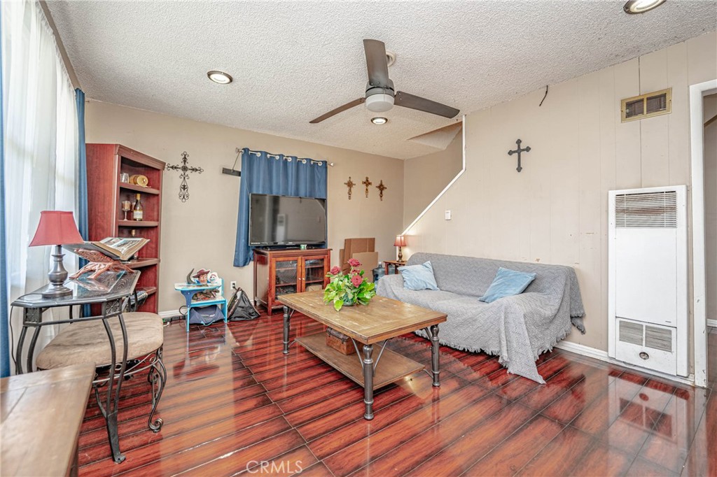 13929 Ratliffe St. Property Photo 5