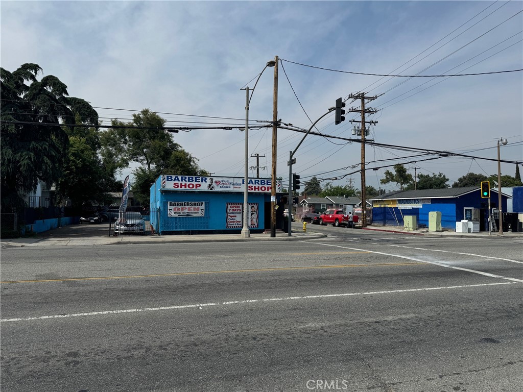 1100 W Base Line Street Property Photo 3
