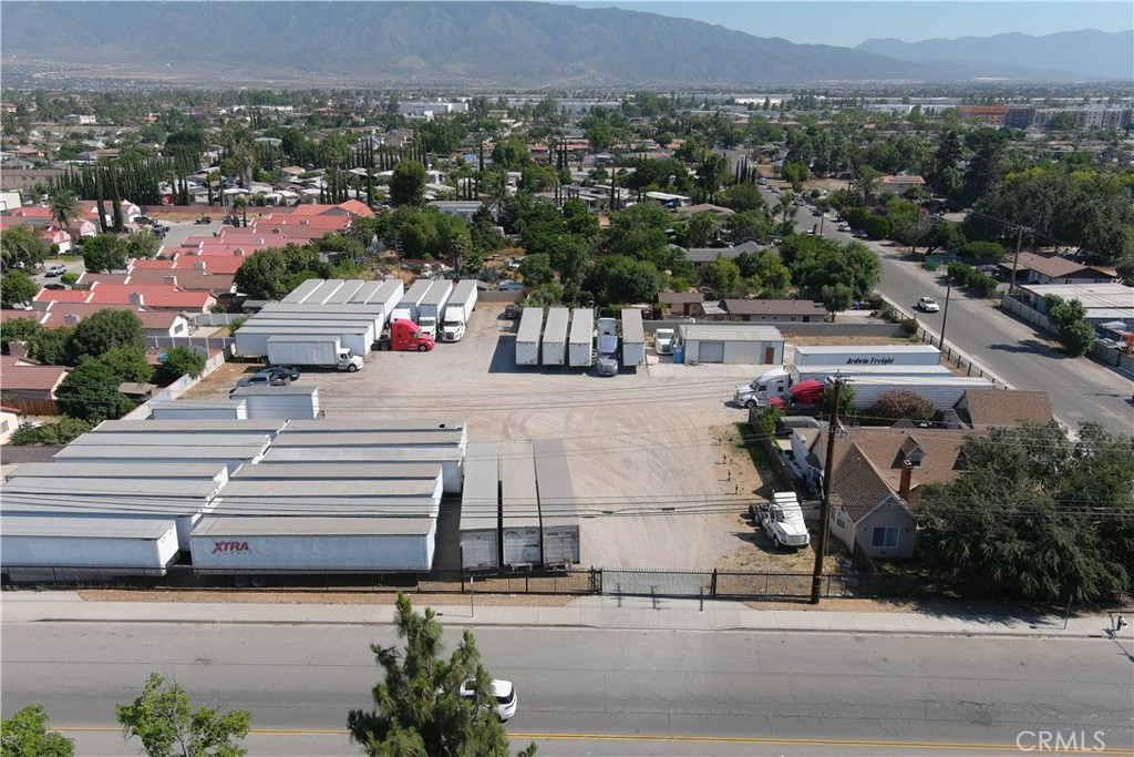 14690 Arrow Boulevard Property Photo 1