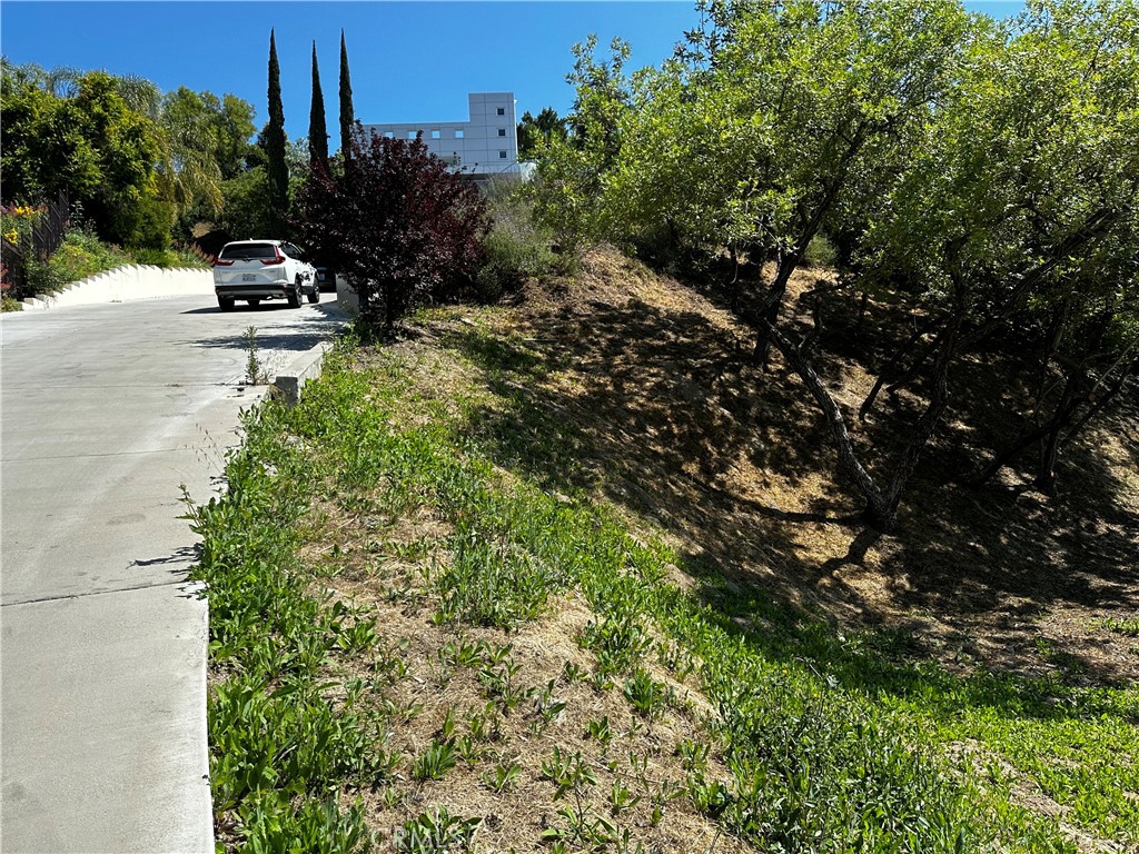 4632 Libbit Avenue Property Photo 14
