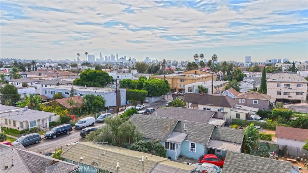 1265 N Harvard Boulevard Property Photo 1