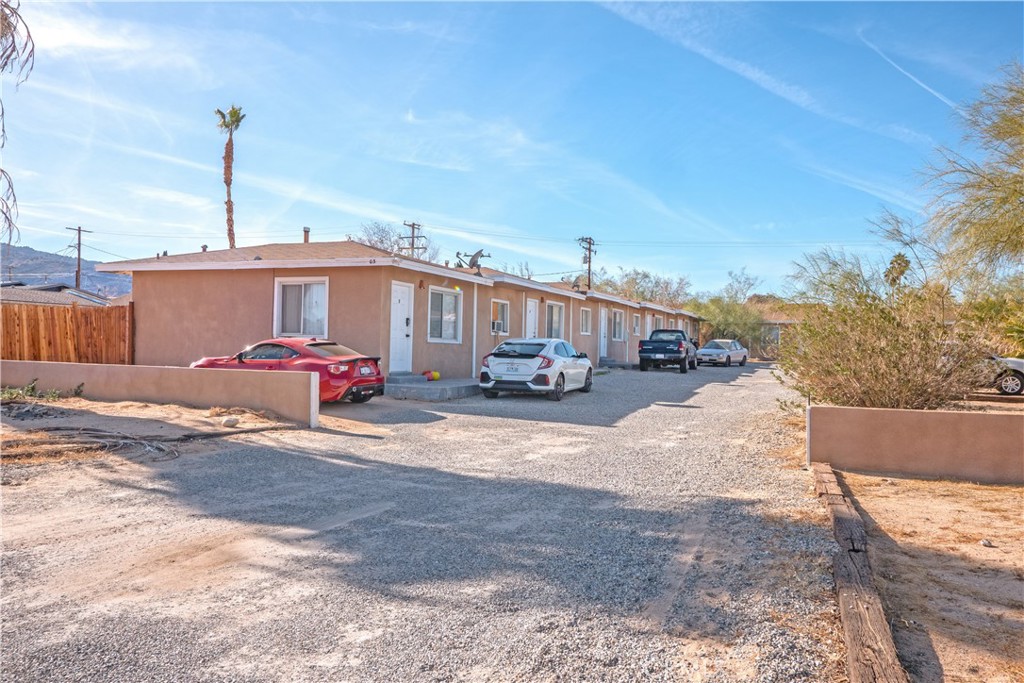 6038 Bagley Avenue Property Photo 17