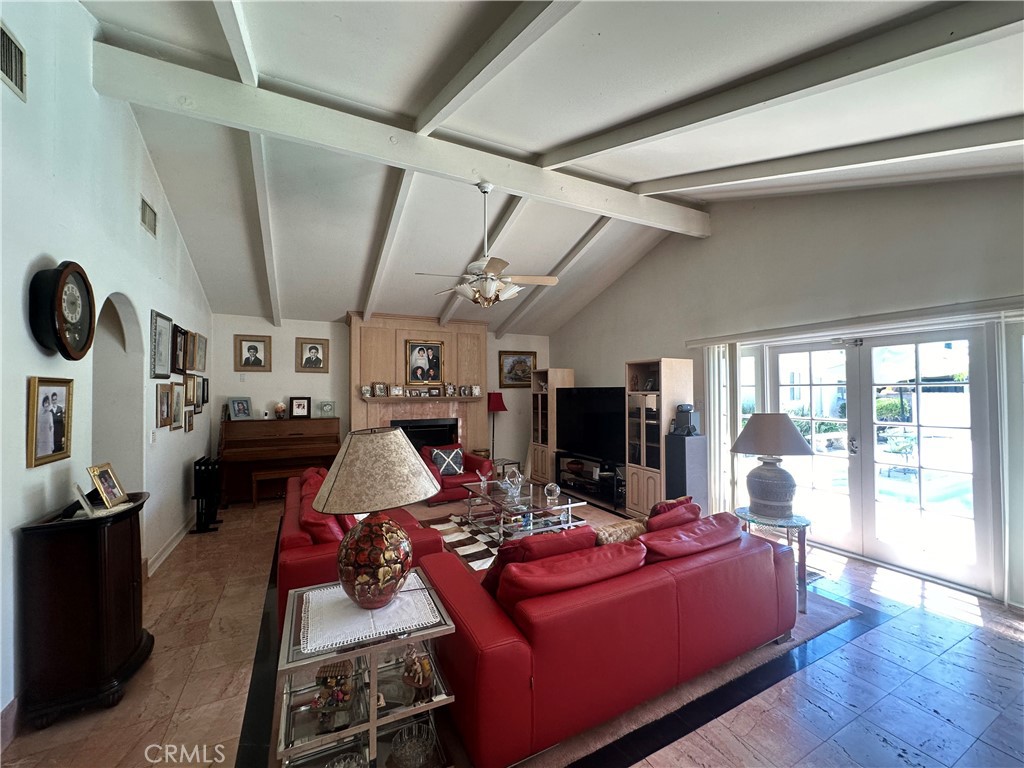 9254 Appleby Street Property Photo 9