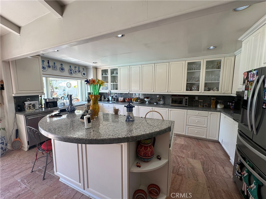 9254 Appleby Street Property Photo 15
