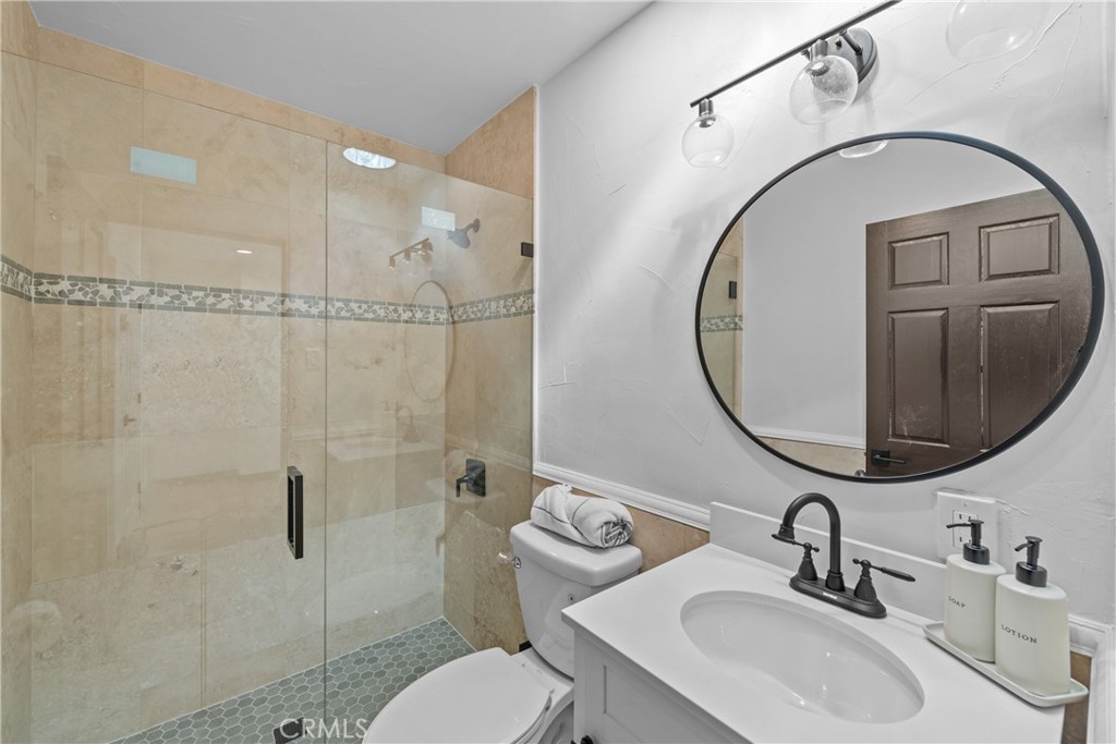 642 S Mountain View Drive Property Photo 25