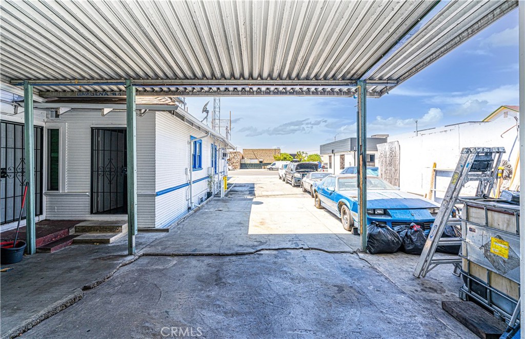 16820 S Western Avenue Property Photo 15