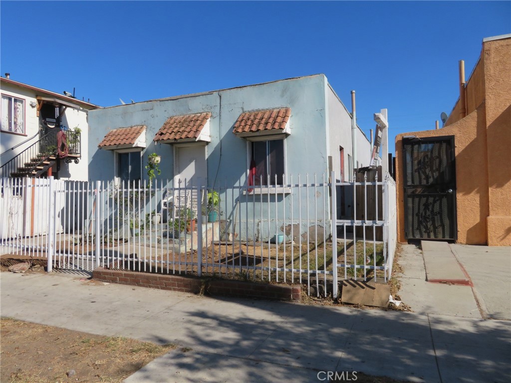 1636 Pacific Avenue Property Photo 1